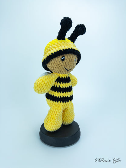 Artúr - Horgolt amigurumi méhecske