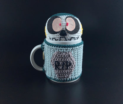 Halloween Amigurumi Skeleton Keyholder and Mug